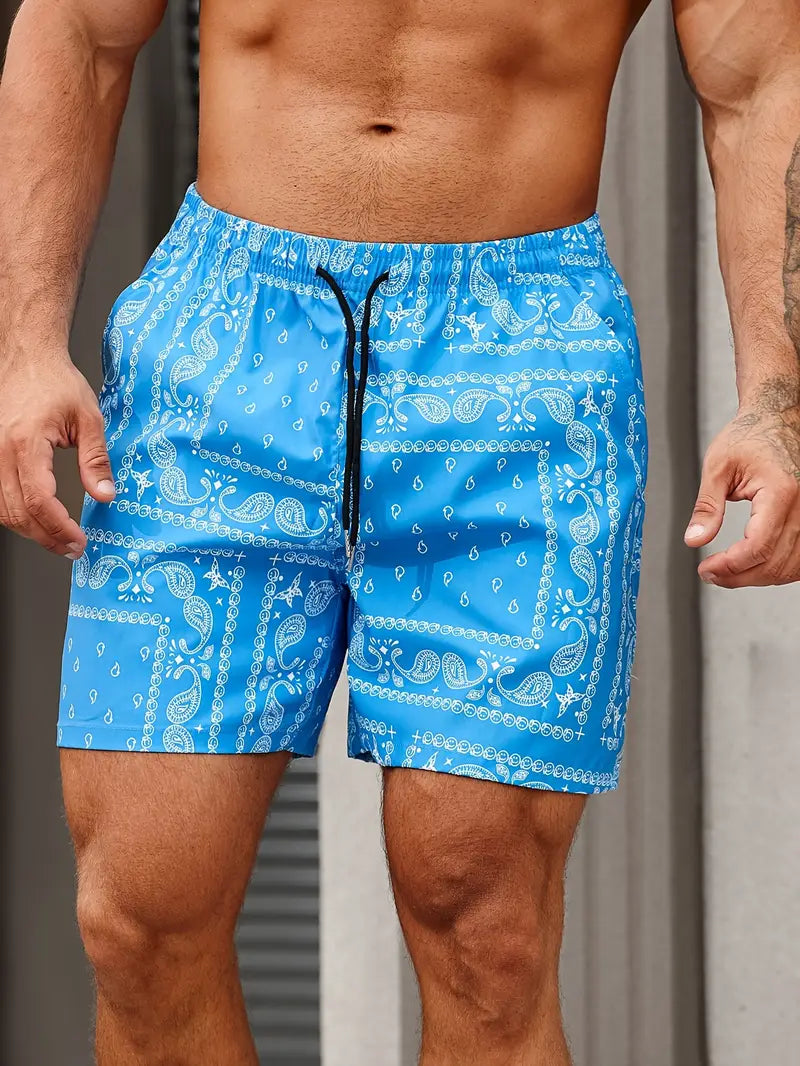 Herrebadeshorts – afslappet pasform – hurtigtørrende stof – bandanamønster – midtlængde