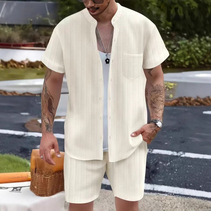 Herre Sæt – Afslappet Pasform – Henley Krave T-shirt & Shorts – Åndbart Design