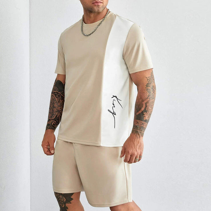 Herresæt – 2-delt afslappet pasform – Kortærmet top med design – Knælange shorts